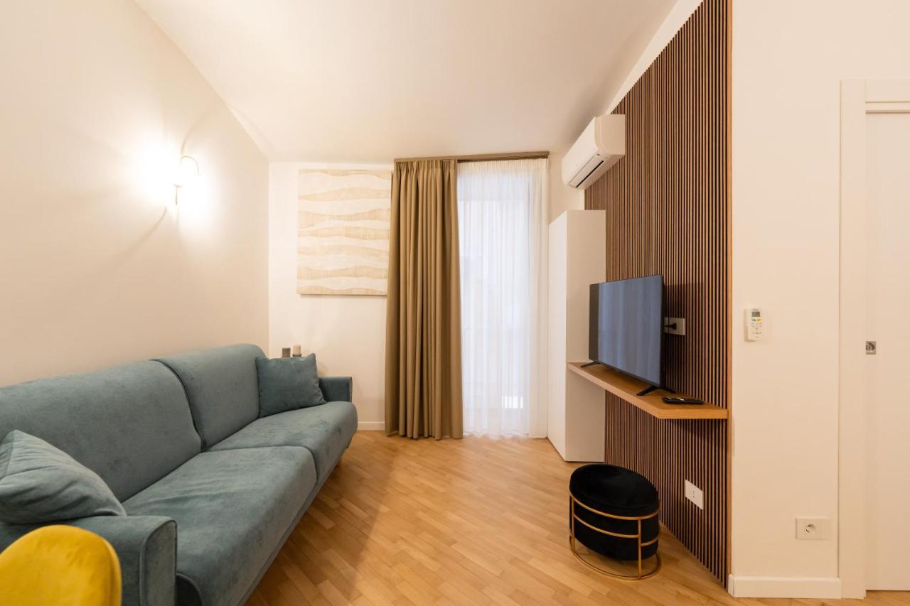 Dimora Dei Martiri Apartment *